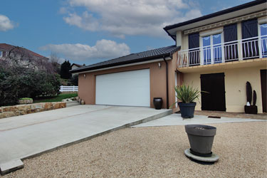 Un garage accolé à Périgueux